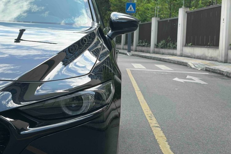 Used Mazda 3 Axela 2025 Model, 2.0L Automatic, Quality Excellence Edition Exterior 9
