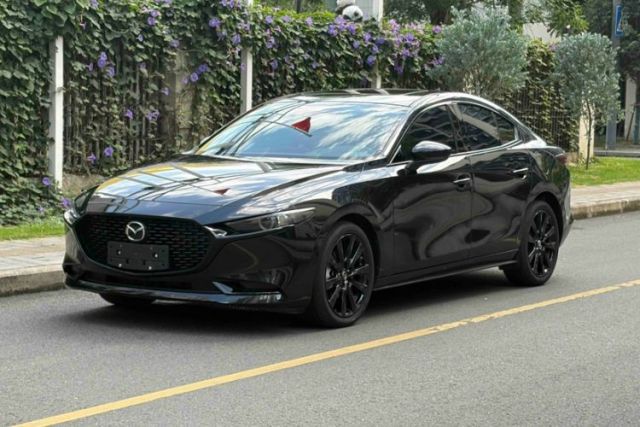 Used Mazda 3 Axela 2025 Model, 2.0L Automatic, Quality Excellence Edition