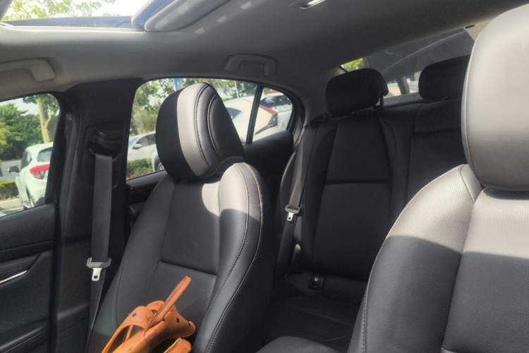 Used Mazda 3 Axela 2025 Model, 2.0L Automatic, Quality Power Edition Headliner