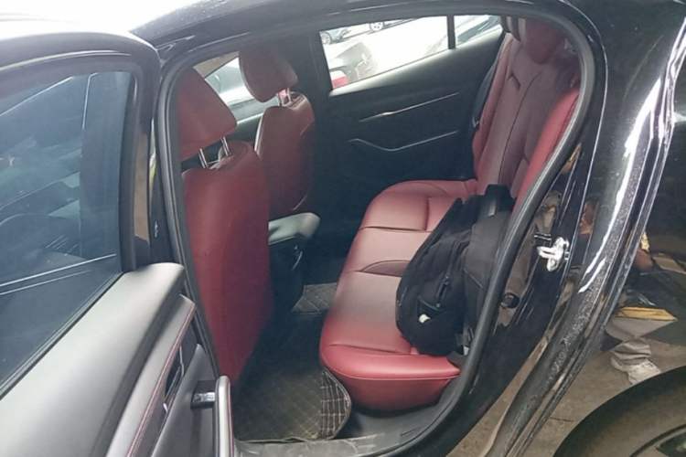 Used Mazda 3 Axela 2025 Model, 2.0L Automatic, Quality Excellence Edition Left Rear Seat