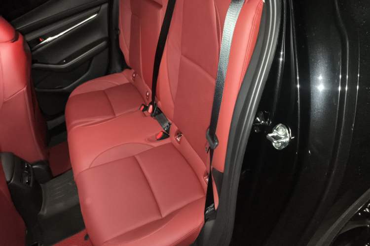 Used Mazda 3 Axela 2025 Model, 2.0L Automatic, Quality Excellence Edition Left Rear Seat