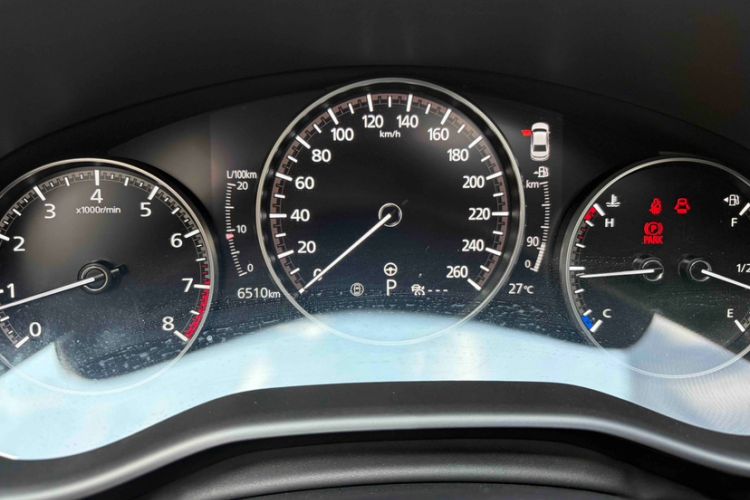 Used Mazda 3 Axela 2025 Model, 2.0L Automatic, Quality Excellence Edition Odometer Close Up