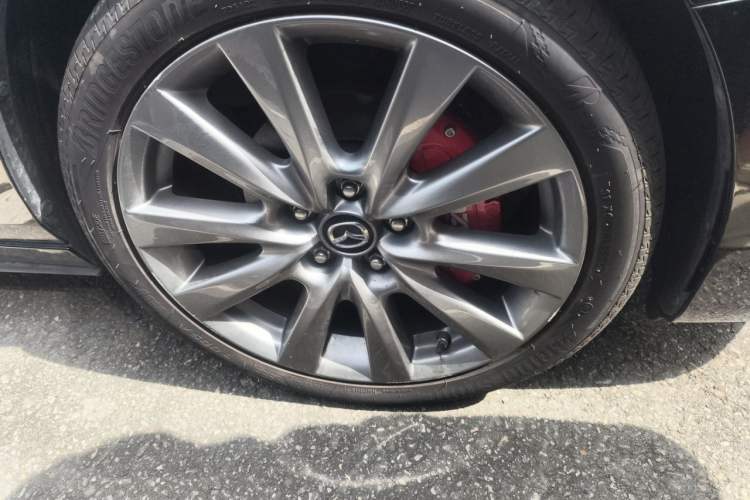 Used Mazda 3 Axela 2025 Model, 2.0L Automatic, Quality Power Edition Right Front Wheel Hub