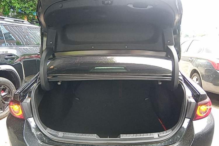 Used Mazda 3 Axela 2025 Model, 2.0L Automatic, Quality Excellence Edition Trunk