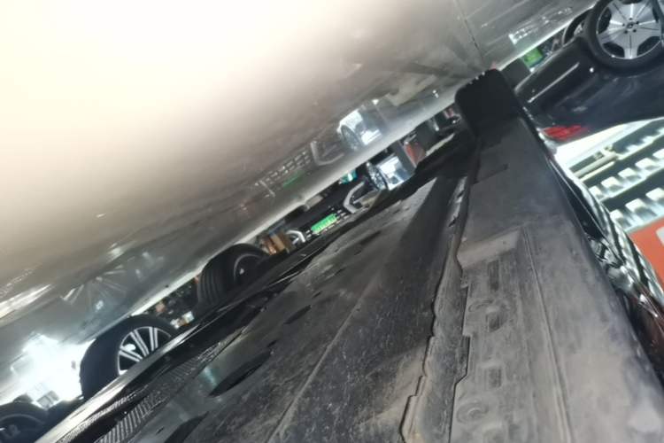 Used Mazda 3 Axela 2025 Model, 2.0L Automatic, Quality Excellence Edition Right Side Sill