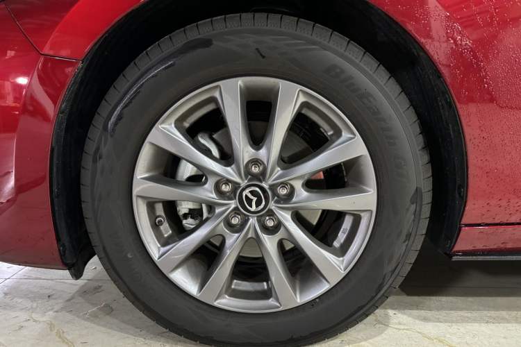 Used Mazda 3 Axela 2025 Model, 1.5L Manual, Quality Beauty Edition Exterior 5