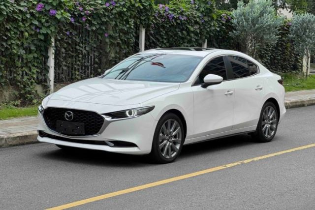 Used Mazda 3 Axela 2025 Model, 2.0L Automatic, Quality Excellence Edition