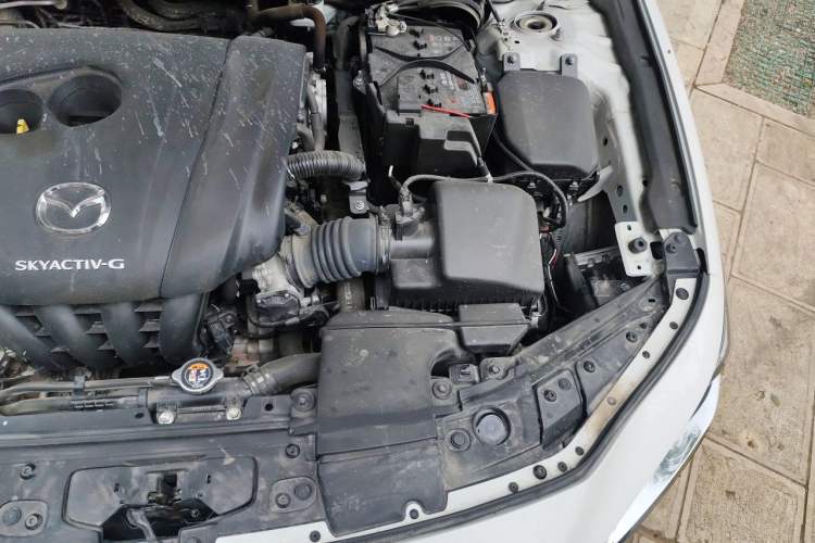 Used Mazda 3 Axela 2025 Model, 2.0L Automatic, Quality Glamour Edition Engine Bay Left