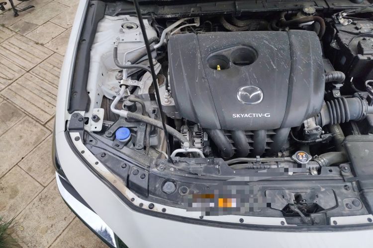 Used Mazda 3 Axela 2025 Model, 2.0L Automatic, Quality Glamour Edition Engine Bay Right