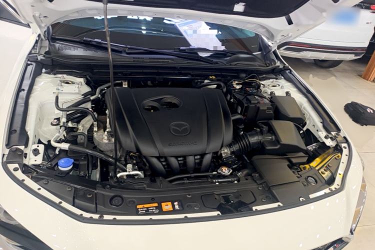 Used Mazda 3 Axela 2025 Model, 2.0L Automatic, Quality Glory Edition Engine Bay