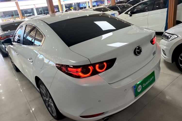Used Mazda 3 Axela 2025 Model, 2.0L Automatic, Quality Glory Edition Exterior 2