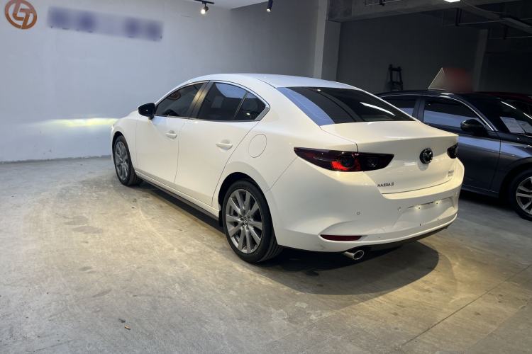 Used Mazda 3 Axela 2025 Model, 2.0L Automatic, Quality Elegance Edition Exterior 3