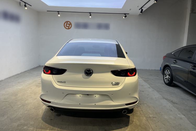 Used Mazda 3 Axela 2025 Model, 2.0L Automatic, Quality Elegance Edition Exterior 4