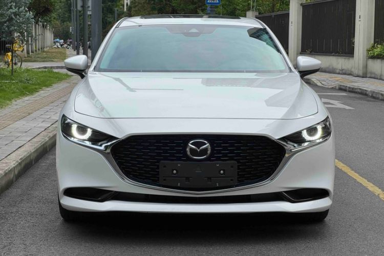 Used Mazda 3 Axela 2025 Model, 2.0L Automatic, Quality Excellence Edition Exterior 9