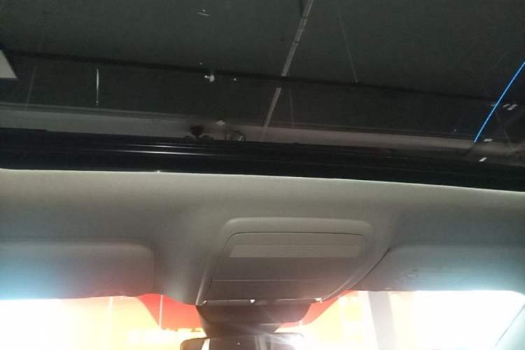 Used Mazda 3 Axela 2025 Model, 2.0L Automatic, Quality Excellence Edition Headliner