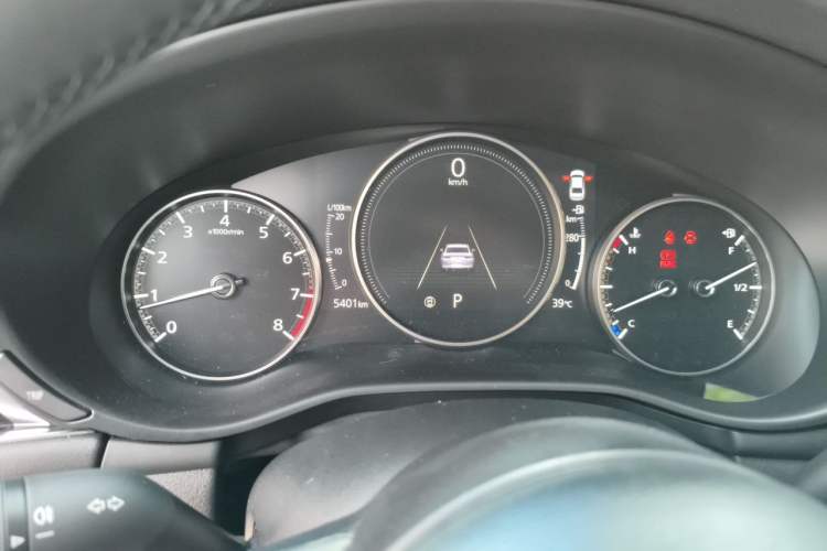 Used Mazda 3 Axela 2025 Model, 2.0L Automatic, Quality Glory Edition Instrument Cluster
