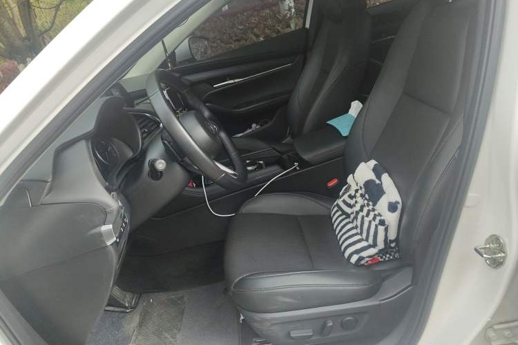 Used Mazda 3 Axela 2025 Model, 2.0L Automatic, Quality Excellence Edition Left Front Seat