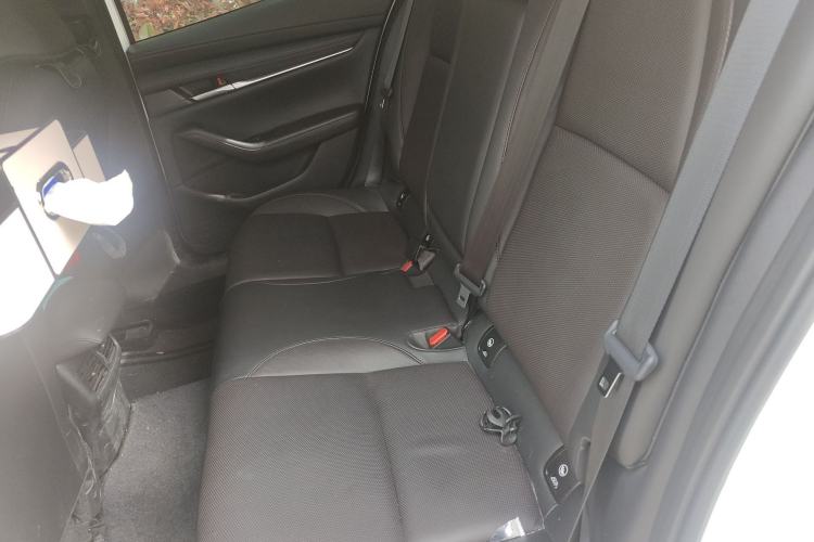 Used Mazda 3 Axela 2025 Model, 2.0L Automatic, Quality Excellence Edition Left Rear Seat