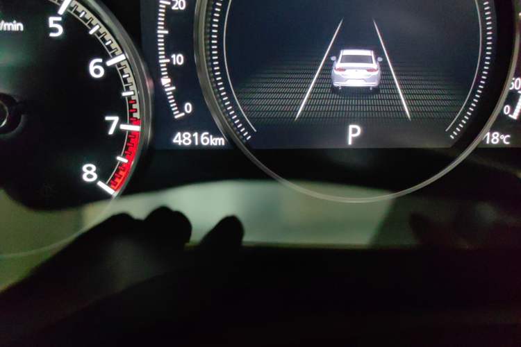 Used Mazda 3 Axela 2025 Model, 2.0L Automatic, Quality Elegance Edition Odometer Close Up