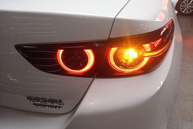 Used Mazda 3 Axela 2025 Model, 2.0L Automatic, Quality Excellence Edition Right Rear Taillight