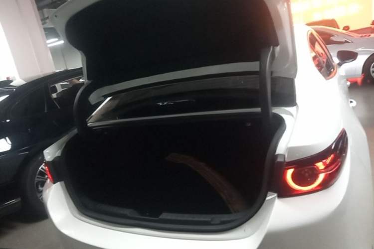 Used Mazda 3 Axela 2025 Model, 2.0L Automatic, Quality Excellence Edition Trunk