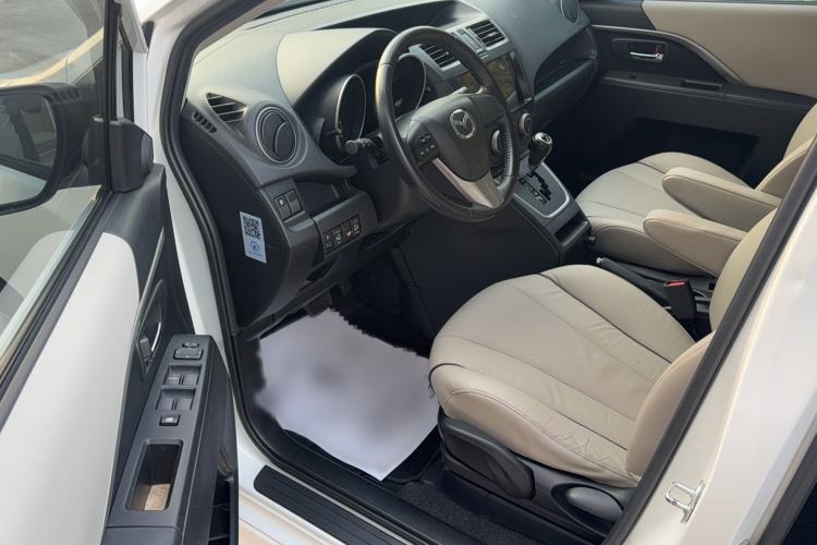 Used Mazda 5 2013 2.0L Automatic Luxury Edition Interior 2