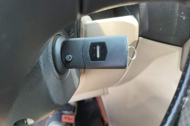 Used Mazda 5 2008 2.0 Automatic Comfort Edition Vehicle Key