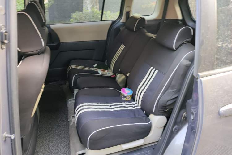 Used Mazda 5 2008 2.0 Automatic Luxury Edition Left Rear Seat