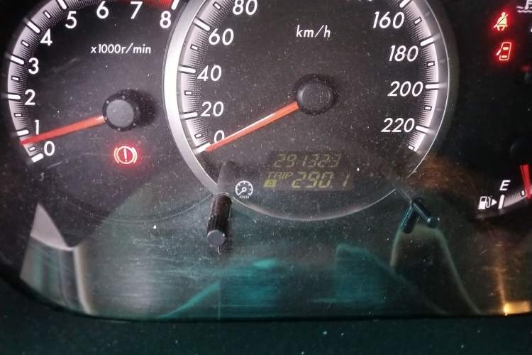 Used Mazda 5 2008 2.0 Manual Comfort Version Odometer Close Up