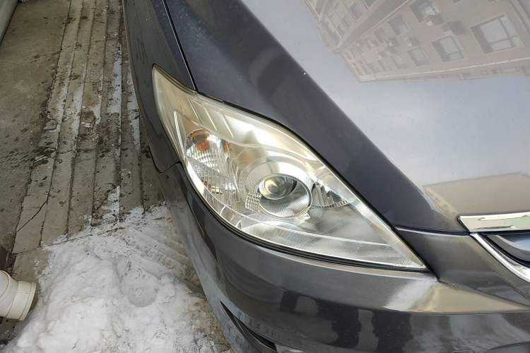 Used Mazda 5 2008 2.0 Automatic Comfort Edition Right Front Headlight