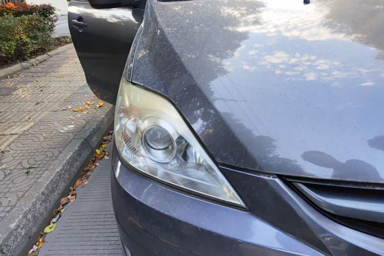 Used Mazda 5 2008 2.0 Automatic Luxury Edition Right Front Headlight