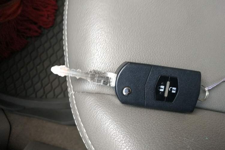 Used Mazda 5 2008 2.0 Automatic Comfort Edition Vehicle Key