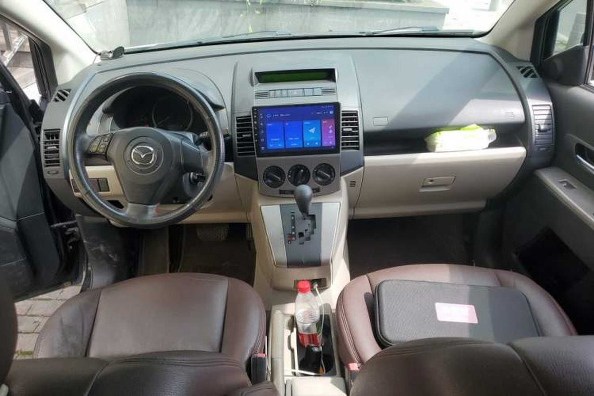 Used Mazda 5 2008 2.0 Automatic Comfort Edition Center Console