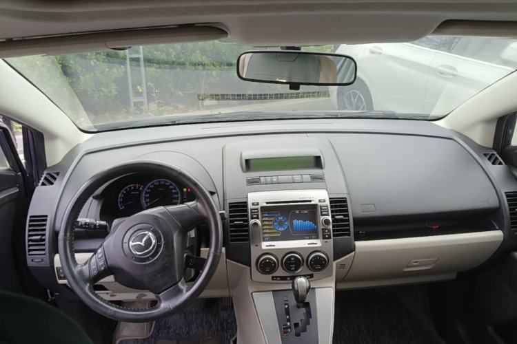 Used Mazda 5 2008 2.0 Automatic Comfort Edition Center Console