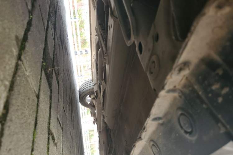 Used Mazda 5 2008 2.0 Automatic Comfort Edition Chassis Front Left