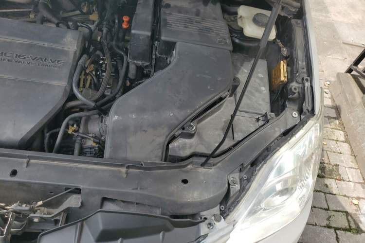 Used Mazda 5 2008 2.0 Automatic Comfort Edition Engine Bay Left