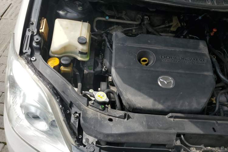 Used Mazda 5 2008 2.0 Automatic Comfort Edition Engine Bay Right