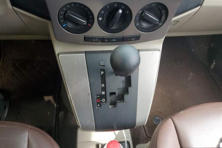 Used Mazda 5 2008 2.0 Automatic Comfort Edition Gear Lever
