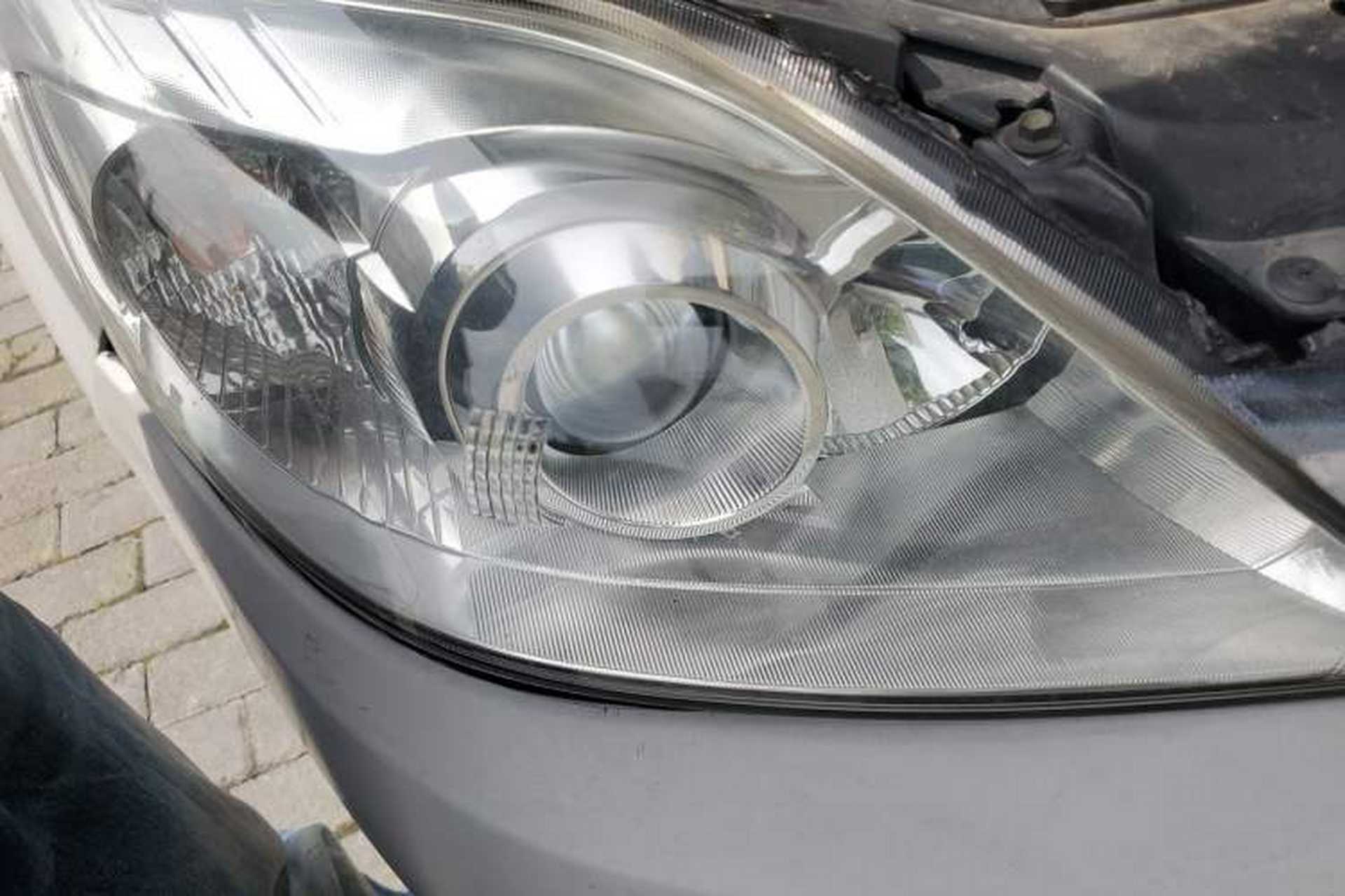 Used Mazda 5 2008 2.0 Automatic Comfort Edition Right Front Headlight