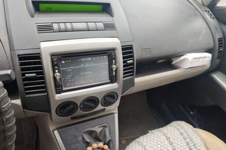 Used Mazda 5 2008 2.0 Manual Comfort Version Audio And AC Panel