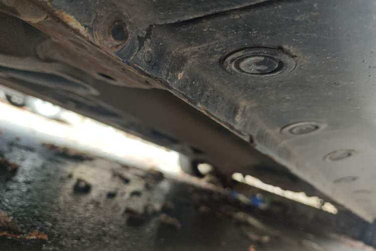Used Mazda 5 2008 2.0 Manual Comfort Version Chassis Front Left