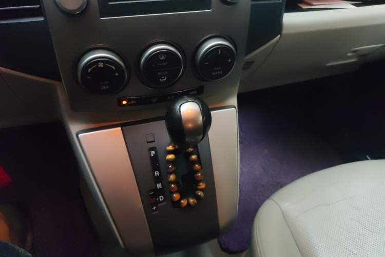 Used Mazda 5 2008 2.0 Automatic Luxury Edition Gear Lever