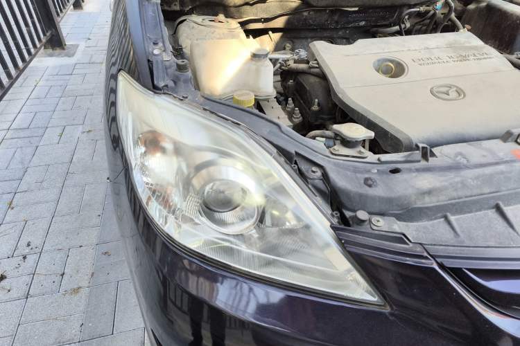 Used Mazda 5 2008 2.0 Automatic Comfort Edition Right Front Headlight