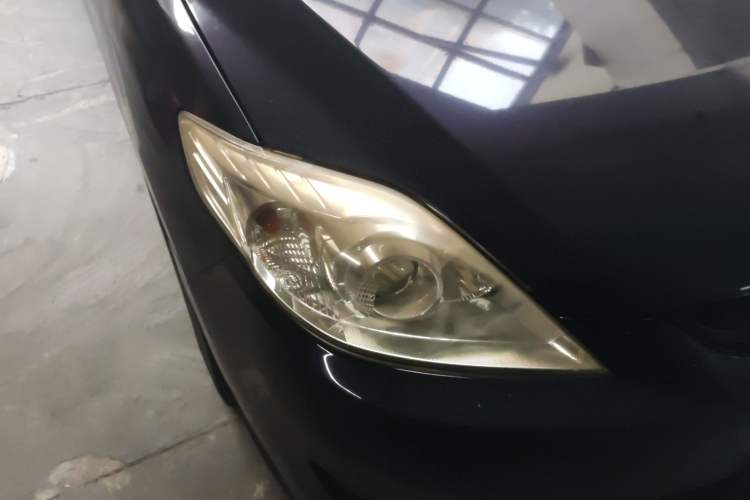 Used Mazda 5 2008 2.0 Automatic Luxury Edition Right Front Headlight