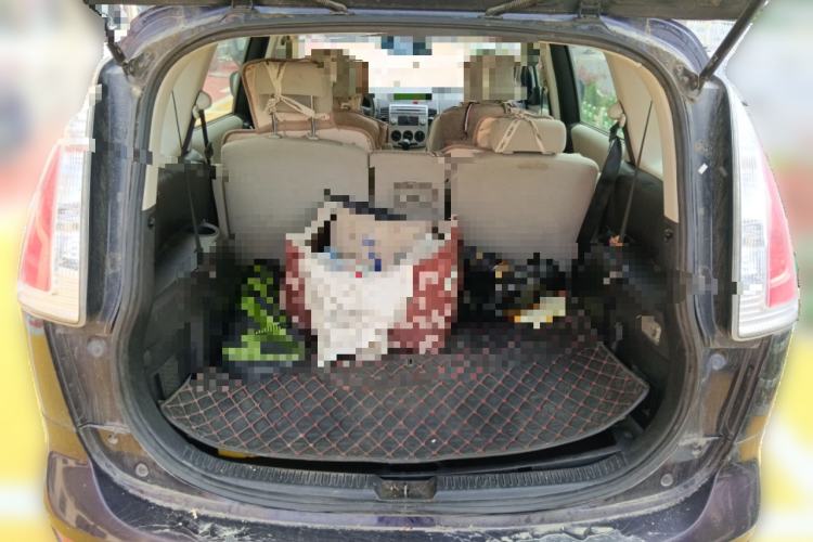Used Mazda 5 2008 2.0 Manual Comfort Version Trunk