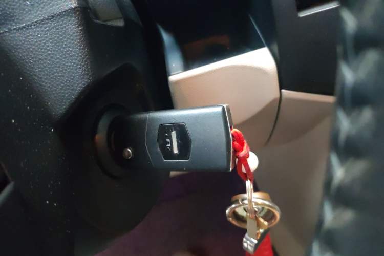 Used Mazda 5 2008 2.0 Automatic Luxury Edition Vehicle Key