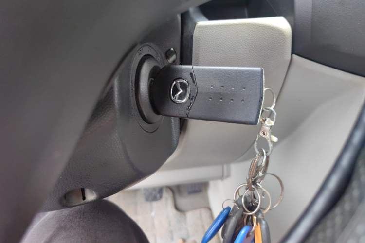 Used Mazda 5 2008 2.0 Manual Comfort Version Vehicle Key