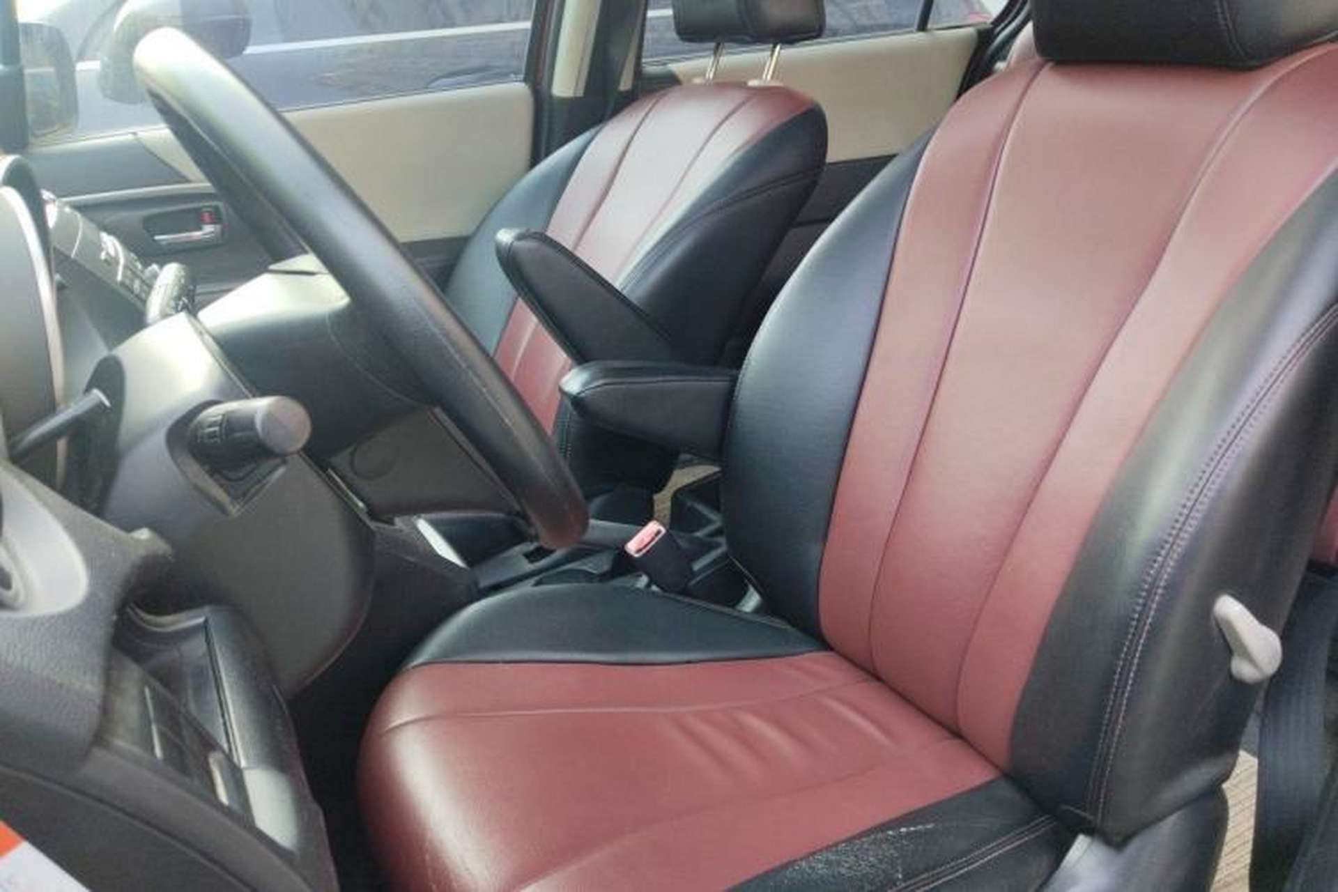 Used Mazda 5 2008 2.0 Manual Comfort Version Left Front Seat