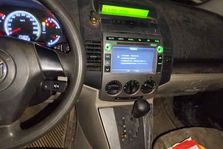 Used Mazda 5 2008 2.0 Automatic Comfort Edition Audio And AC Panel
