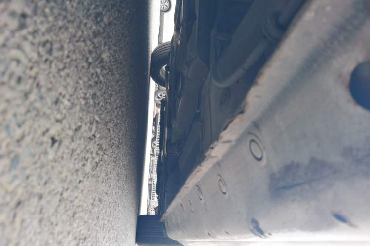 Used Mazda 5 2008 2.0 Automatic Luxury Edition Chassis Rear Right